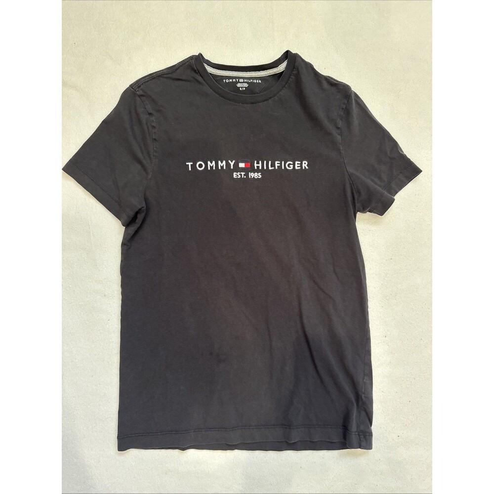 Men’s Tommy Hilfiger T Shirt Black Small Logo